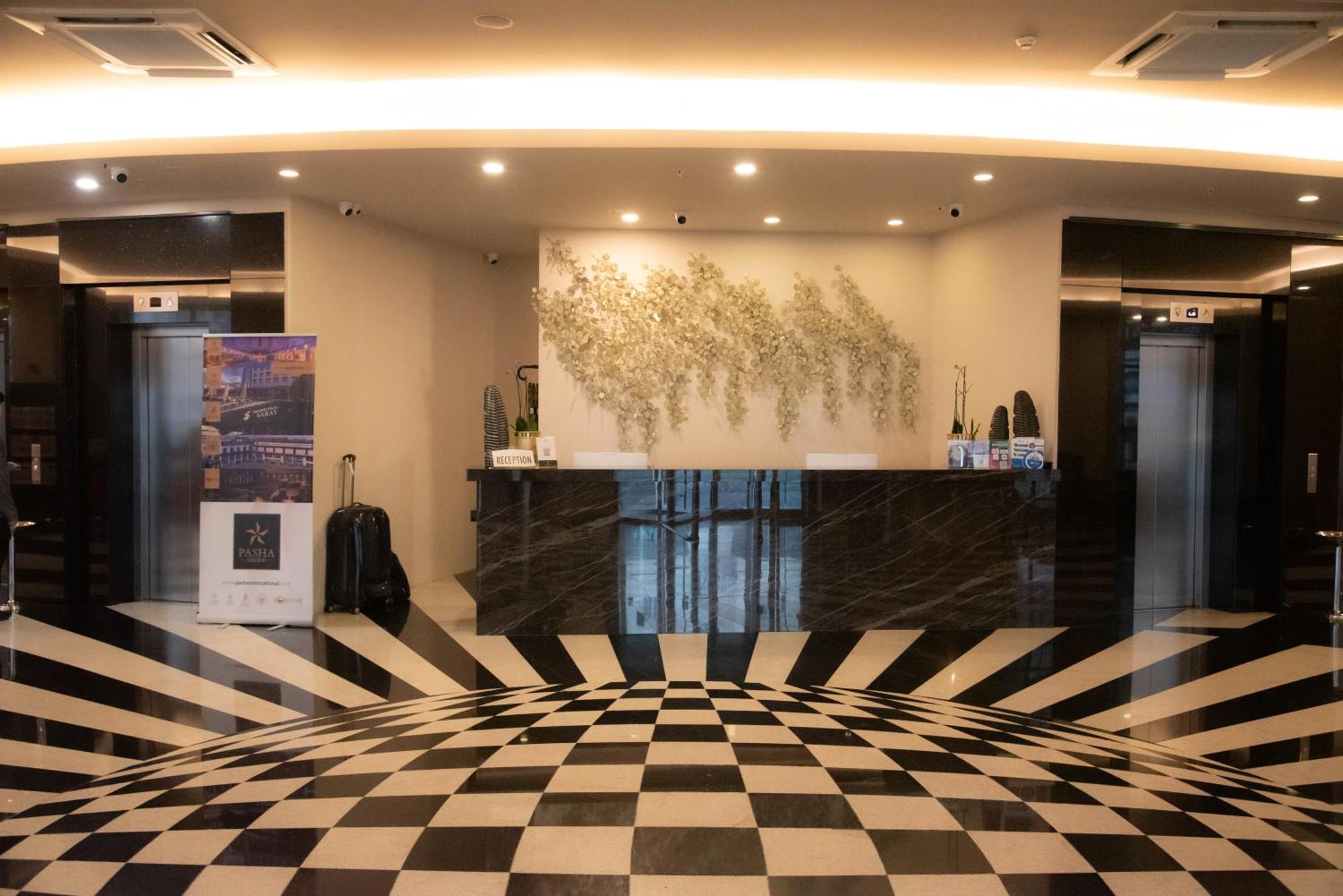 Grand Pasha Lefkosa Hotel & Casino Exterior foto